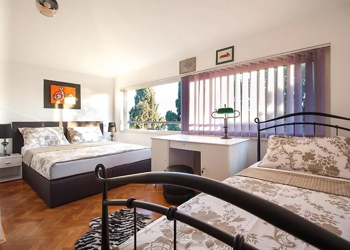 Apartment Near Sandy Firule Beach
